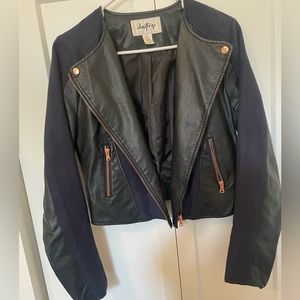 SUEDE AND LEATHER JACKET- S 🔥